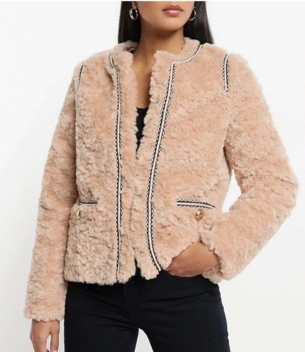 Express Retro Glam Mob Wife Luxe Chic Sherpa Faux Fur Embellished Trim Coat-XS